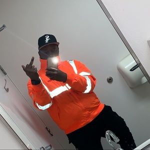 Meet your Posher, Mack